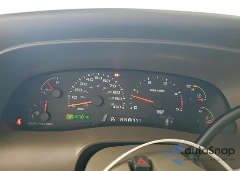 2004 Ford Excursion Limited z USA, uszkodzony, nr VIN 1FMSU43P44EA72756